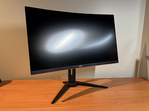 AOC 27” 144hz Curved Gaming Monitor C27G1 (1 foto / 4)