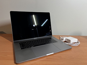 Macbook Pro 15” Retina i7 16gb 256gb 2017 (1 foto / 7)