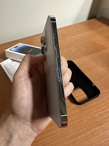 iPhone 14 Pro 256gb (3 фото из 5)