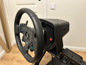 Logitech G PRO Racing wheel 11Nm + PRO Racing Pedals (3 foto / 9)