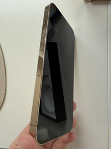 iPhone 13Pro 128Gb Золотой (3 фото из 5)