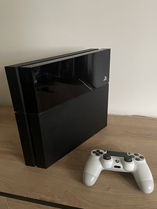 Playstation 4 + 7 mängu (1 foto / 3)