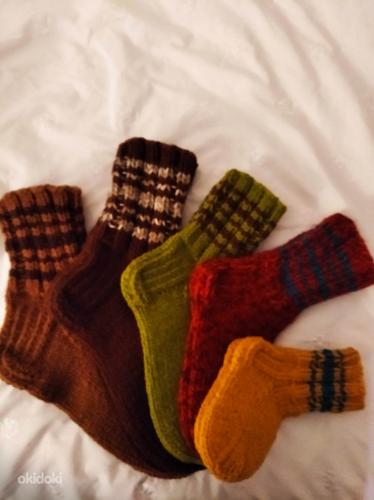 Тёплые вязаные носки, ручная работа. (фото #3)