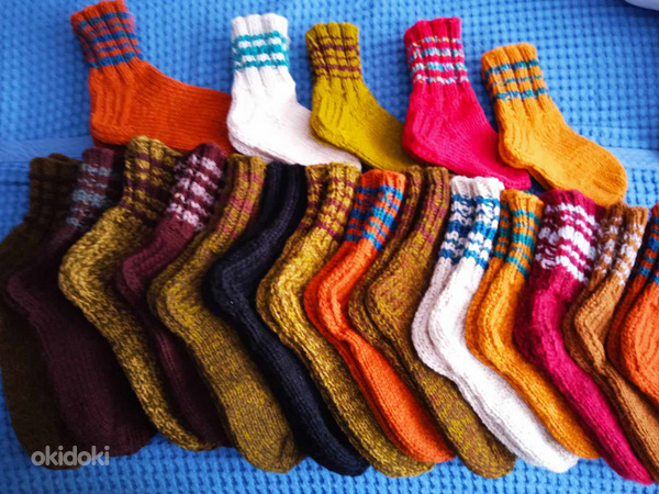 Тёплые вязаные носки, ручная работа. (фото #8)
