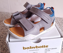 Новые кожаные сандалии Babybotte, размер 21 - 13см