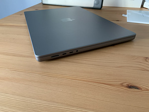 MacBook Pro 16" 2021 M1 PRO 10/16 16GB 512GB SSD - Nagu uus! (5 foto / 10)