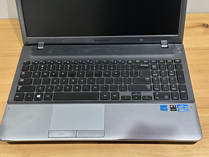 Samsung sülearvuti/ 15.6'' / i3-3110M 2.40 GHz / 4GB 1600MHz (3 foto / 10)