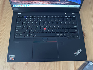 Lenovo ThinkPad X13,16GB RAM, 4G/LTE, Smart Card Reader (ID) (2 foto / 10)