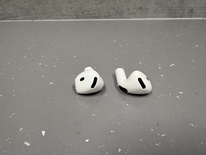 Apple AirPods 4 ANC / Originaal! Garantii! (5 foto / 10)
