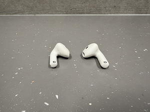 Apple AirPods 4 ANC / Originaal! Garantii! (7 foto / 10)