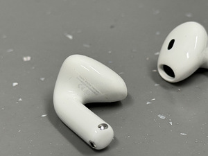 Apple AirPods 4 ANC / Originaal! Garantii! (9 foto / 10)