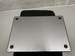 Apple MacBook Pro 16" 2021 | M1 PRO 10/16 | 32GB! | 1TB SSD! (7 foto / 10)