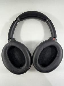 Sony WH-1000XM3 Noise Cancelling kõrvaklapid (3 foto / 7)