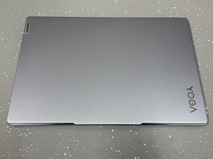 Lenovo Yoga Slim 7, Ryzen 7840S, 3K 90Hz OLED, 1TB SSD,16GB (4 foto / 9)