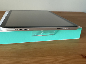 Apple iPad 11" A16 (2025) Wi-Fi 256GB, Uueväärne! Garantii (5 foto / 9)