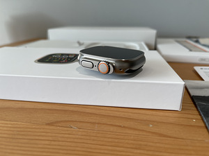 Apple Watch Ultra 2 GPS + Cellular 49mm Titanium (5 foto / 8)