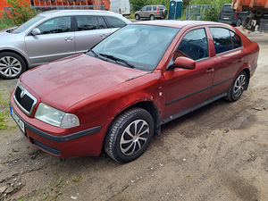 Skoda octavia (4 foto / 8)