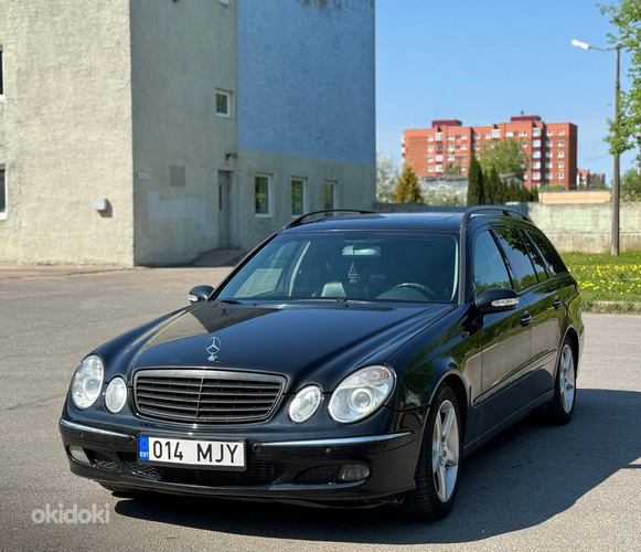 Mercedes-Benz E320 3,2 л 150 кВт (фото #1)