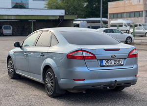 FORD MONDEO (6 foto / 9)