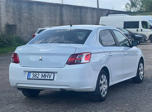 PEUGEOT 301 (3 фото из 8)