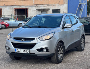 HYUNDAI IX35 (3 foto / 9)
