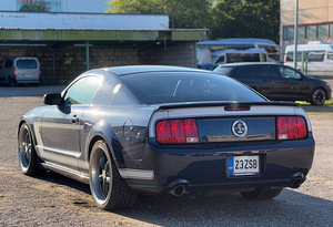 FORD MUSTANG (6 foto / 8)