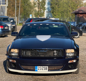 FORD MUSTANG (2 foto / 14)