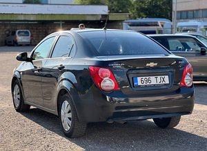 CHEVROLET AVEO (5 фото из 8)
