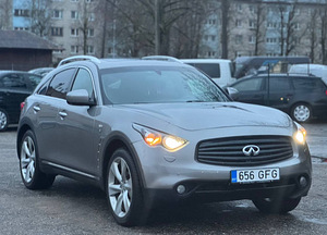 INFINITI FX37 (4 фото из 13)