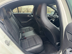 MERCEDES-BENZ A 180 CDI (7 foto / 10)