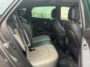 HYUNDAI IX35 (8 фото из 10)
