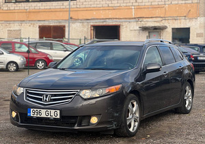 HONDA ACCORD TOURER (1 foto / 8)