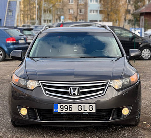 HONDA ACCORD TOURER (2 foto / 8)