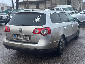 VOLKSWAGEN PASSAT VARIANT (4 foto / 9)