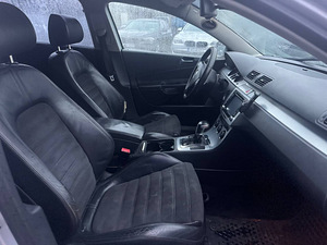 VOLKSWAGEN PASSAT VARIANT (8 foto / 9)