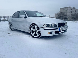 BMW 525D (2 фото из 9)