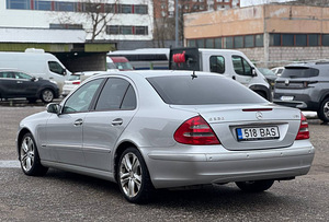 MERCEDES-BENZ E 320 CDI (5 foto / 8)