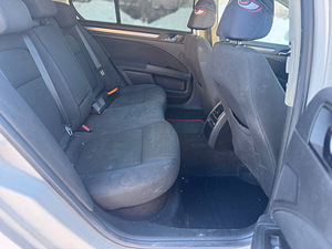 SKODA SUPERB (7 фото из 8)