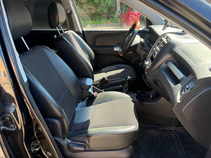 KIA SPORTAGE (9 foto / 9)