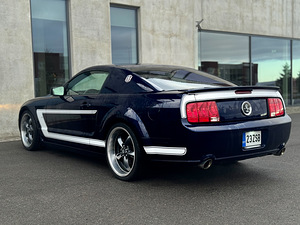 FORD MUSTANG (8 foto / 10)