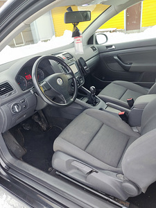 VW Golf. 1,9D 77kw. 2005a. Korralik! (9 foto / 15)