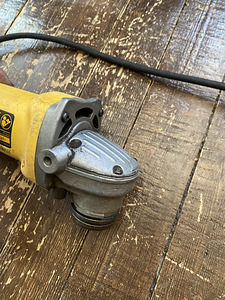 Relakas Dewalt D28139. Korralik tööriist (5 foto / 10)