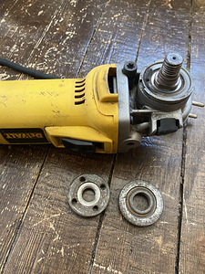Relakas Dewalt D28139. Korralik tööriist (9 foto / 10)