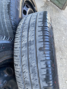 VW диски+летние шины Pirelli 165/70/14 (8 фото из 10)