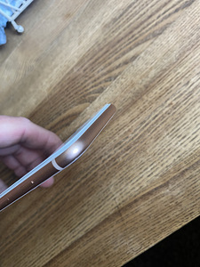 iPhone 8. Roze Gold. Väga heas korras (6 foto / 7)