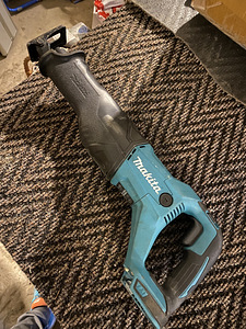 Makita DJR186 akutiigersaag. Vähe kasutatud. (2 foto / 3)