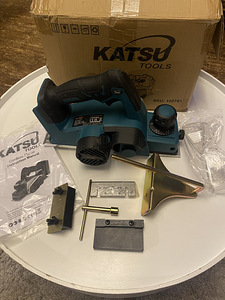 Akuhöövel KATSU18v Makita akudele.Uus.Kvaliteetne! (1 foto / 9)