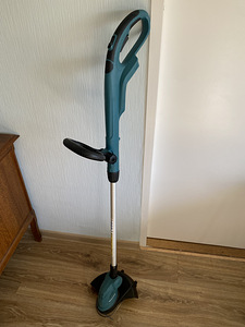 Makita akutrimmer. Vähe kasutatud (4 foto / 9)