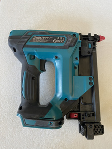 Makita naelapüss DFN350. Uus (3 foto / 6)