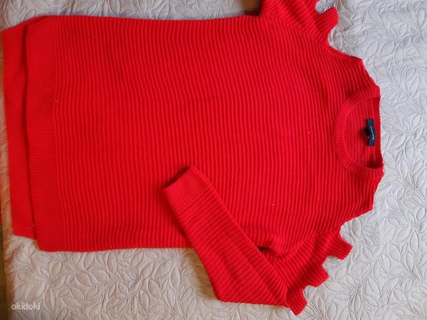 Красный свитер с открытыми плечами стр.38 (фото #1)